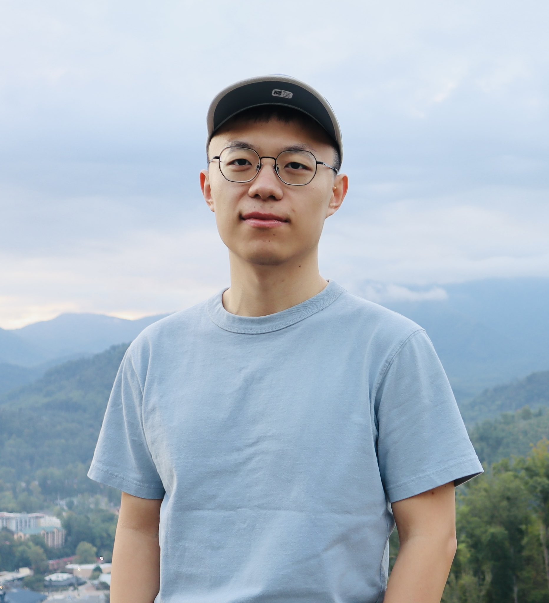张同学的照片
